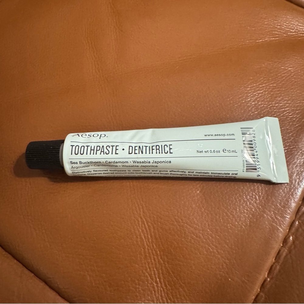 Aesop Toothpaste - Gray